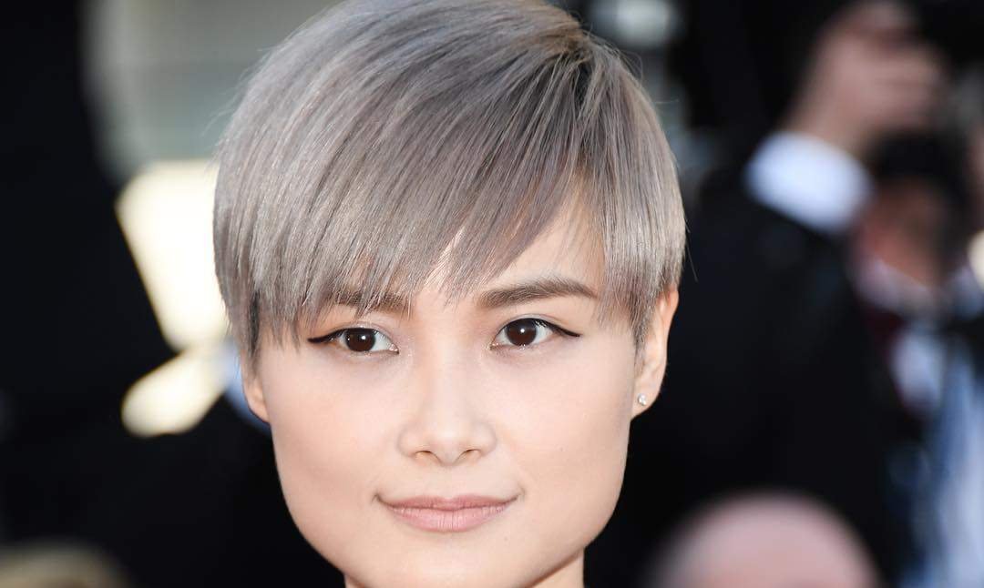 Todo sobre el color de pelo gris perla | L’Oréal Paris